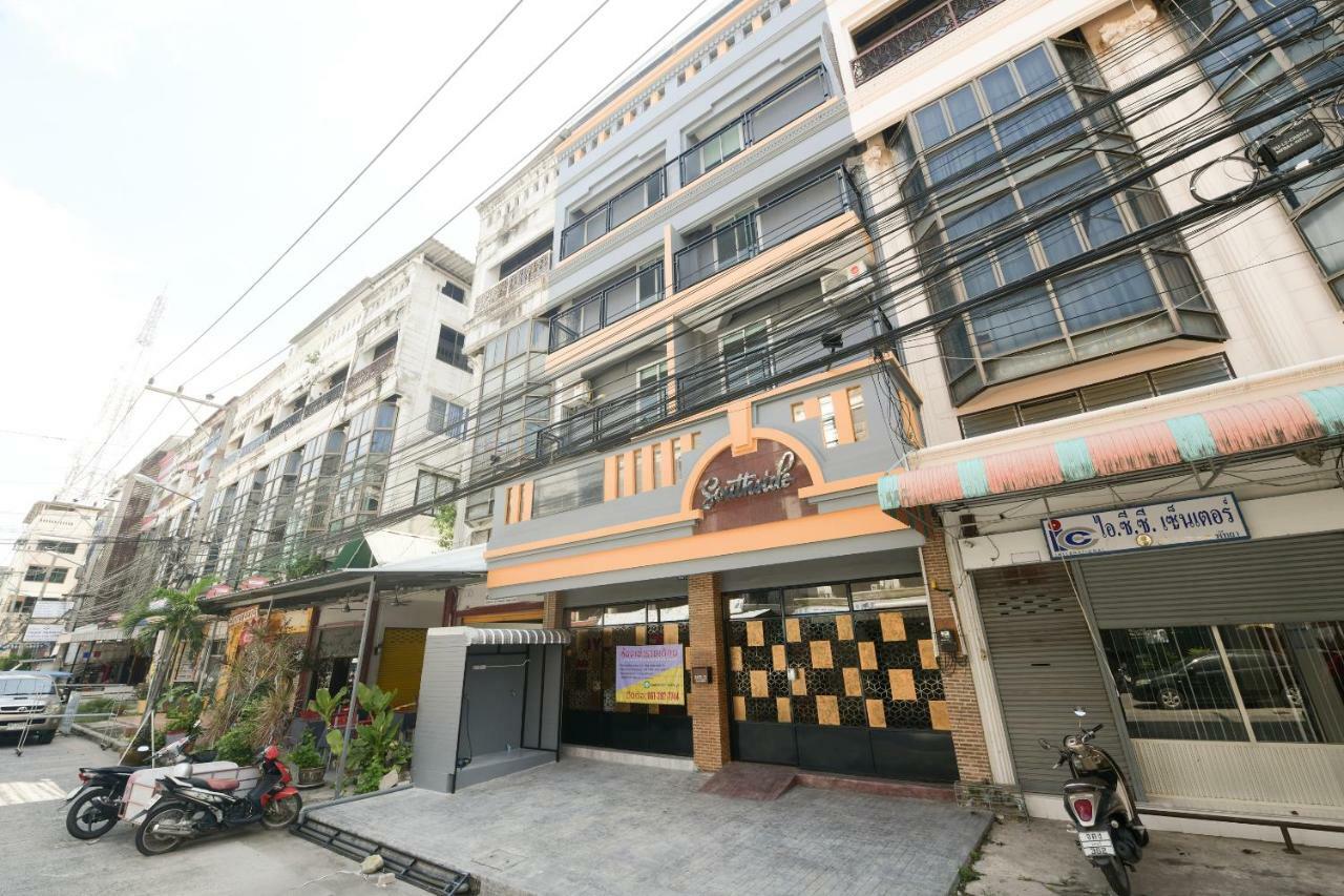 Oyo 347 Southside Residence Pattaya Exterior photo