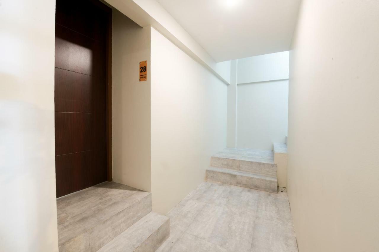Oyo 347 Southside Residence Pattaya Exterior photo